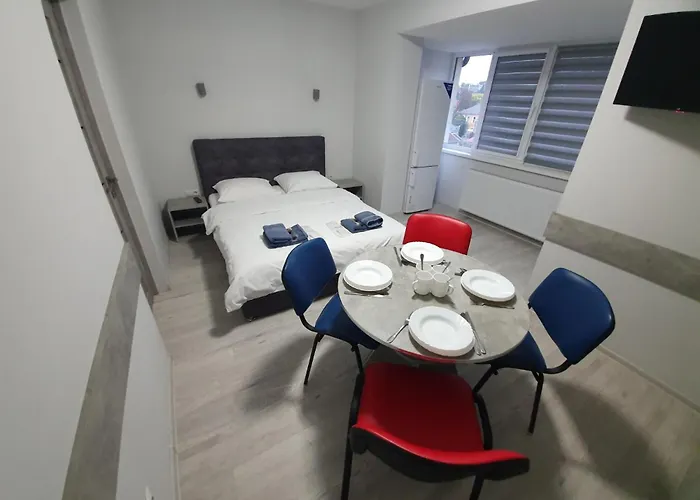 Hotelroom 27 * Użhorod